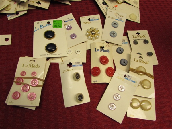 LOADS OF VINTAGE NEW BUTTONS- OVER 200 CARDS!  SO MANY STYLES & COLORS!