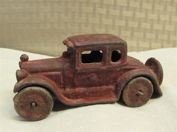 ANTIQUE CAST IRON TOY CAR