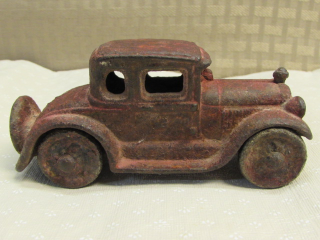 old cast iron toy cars