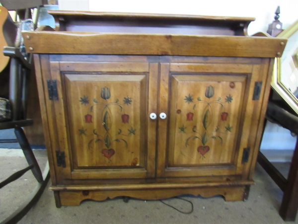 ARE YOU CRAFTY  OR MUSICAL?  SIDEBOARD STYLE  MAGNOVOX STEREO CABINET WITH STEREO SYSTEM OR SIDEBOARD