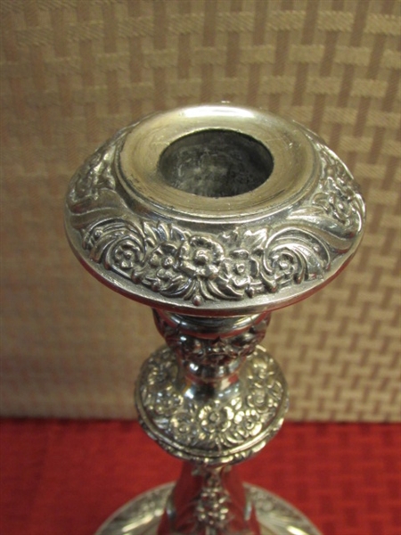 GORGEOUS VINTAGE SILVER PLATE HERITAGE 1847 ROGERS BROS. CANDLESTICK