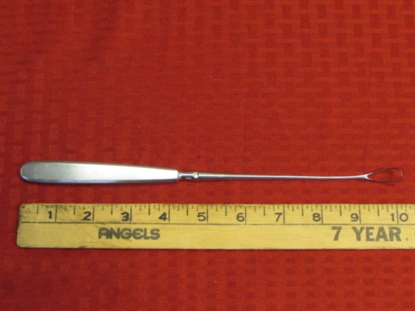VINTAGE STAINLESS STEEL MEDICAL INSTRUMENTS- GREAT FOR CRAFTING