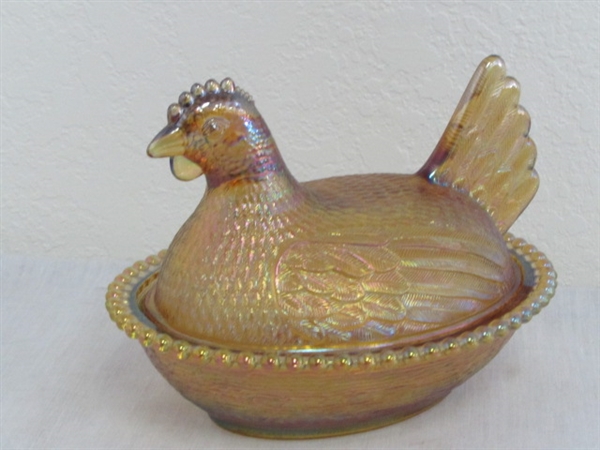VINTAGE IRIDESCENT AMBER CARNIVAL GLASS NESTING HEN COVERED DISH