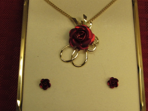 OODLES OF VINTAGE JEWELS-925 SILVER, AVON, RED ROSES, PINK BUTTERFLIES & MORE SEVERAL NEW IN BOX!