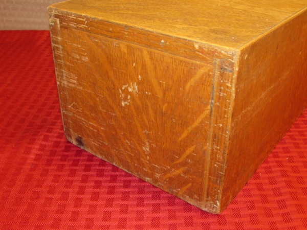 VINTAGE WEIS OAK ONE DRAWER LIBRARY CARD/INDEX FILE