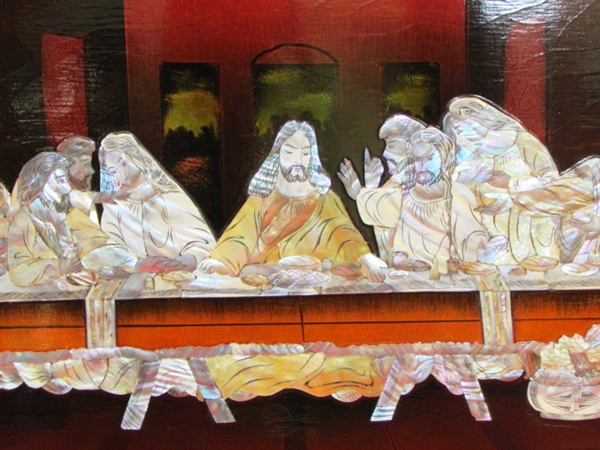 BEAUTIFUL LARGE LACQUER & MOTHER OF PEARL WALL HANGING THE LAST SUPPER