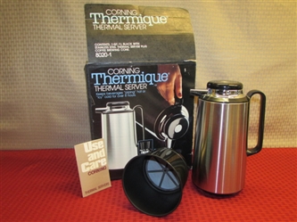 VINTAGE NEW CORNING THERMIQUE THERMAL SERVER W/ COFFEE ON DEMAND! KEEPS DRINKS HOT/COLD 8 HOURS