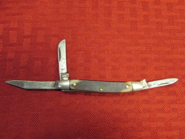 CLASSIC SCHRADE OLD TIMER 3 BLADE POCKET KNIFE