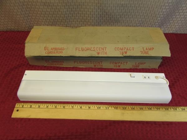 2 NEW COMPACT FLUORESCENT LAMPS WITH TUBES - UNDER COUNTER TYPE WITH 4 FT CORD