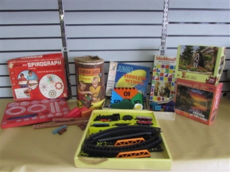 GOOD OL FASHIONED FUN! VINTAGE LINCOLN LOGS, TRAIN SET, SPIROGRAPH, PUZZLES, TIDDLEDY WINKS & MORE