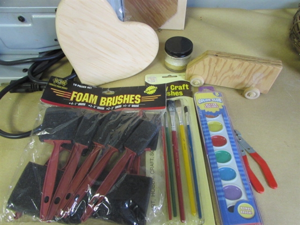 WOOD CRAFTERS DELIGHT! DREMEL SCROLL SAW, CLOCK WORK, IDEABOOKS, WOOD & MORE