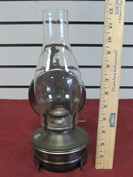CUTE VINTAGE SILVER FINISH HANGING HURRICANE LAMP WITH HEAT SHIELD