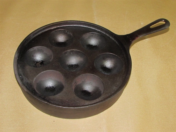 CAST IRON GRISWOLD 962 EBELSKIVER PAN-NICE!!!!