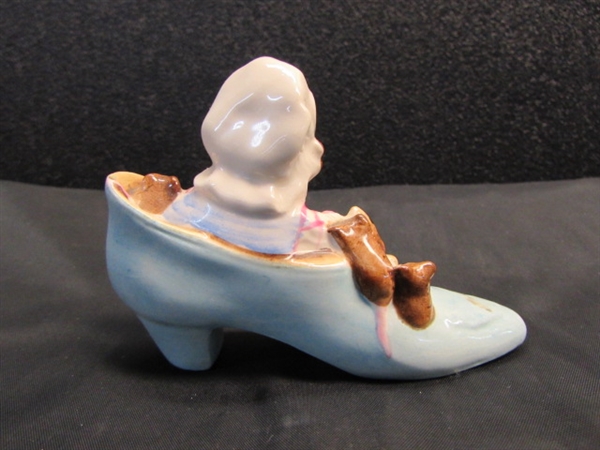 BEATRIX POTTER THE OLD WOMAN WHO LIVED IN A SHOE FIGURINE