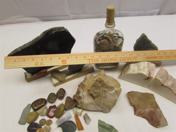 LARGE LOT OF LAPIDARY STONES & SLABS