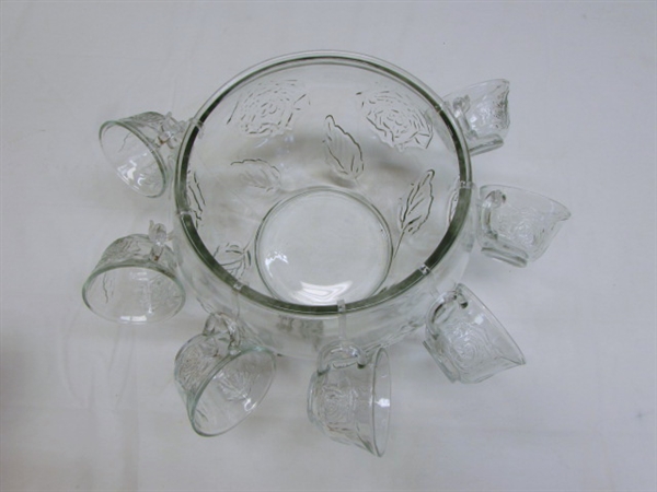 VINTAGE PRESSED GLASS PUNCH BOWL/PARTY SET
