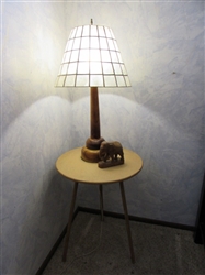 ACCENT TABLE/LAMP & ELEPHANT
