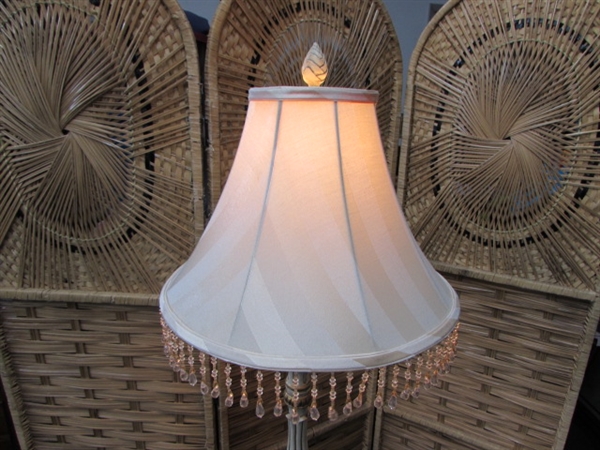 VICTORIAN/SHABBY CHIC STYLE FLOOR LAMP WITH BEADED FRINGE SHADE
