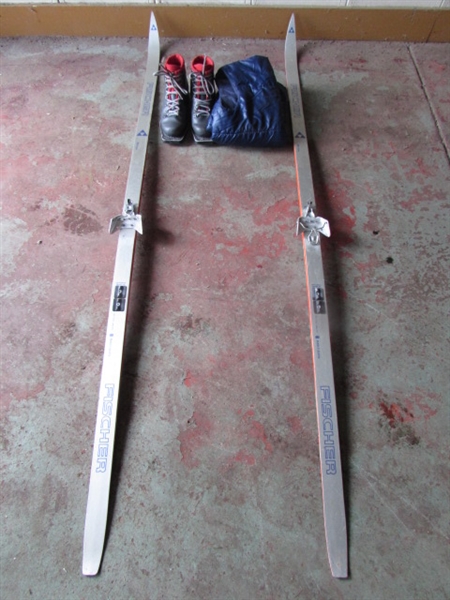FISCHER CROSS COUNTRY SKIS
