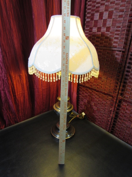 BRASS LAMP & PICTURE