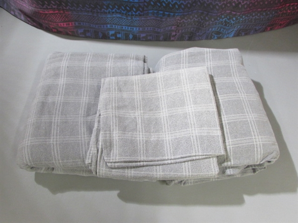 KING FLANNEL SHEETS AND CUSHION