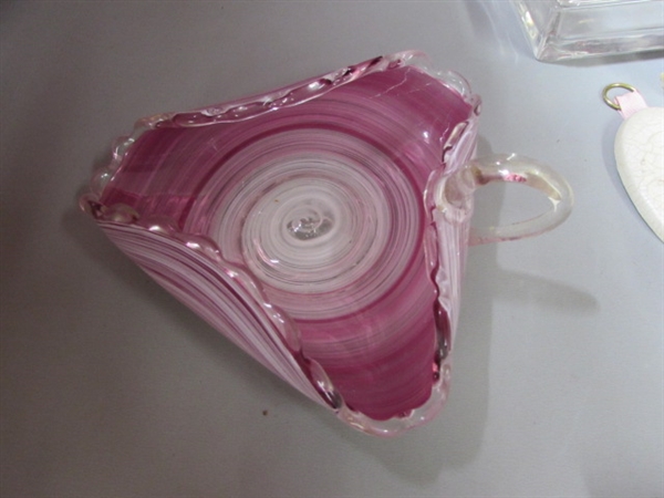 WALL HANGING, GLASS DISHES AND MORE