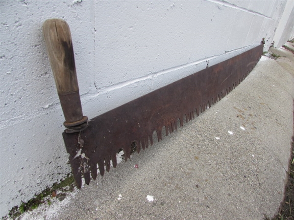 CROSSCUT/WHIP SAW *LOCATED OFF SITE #1*