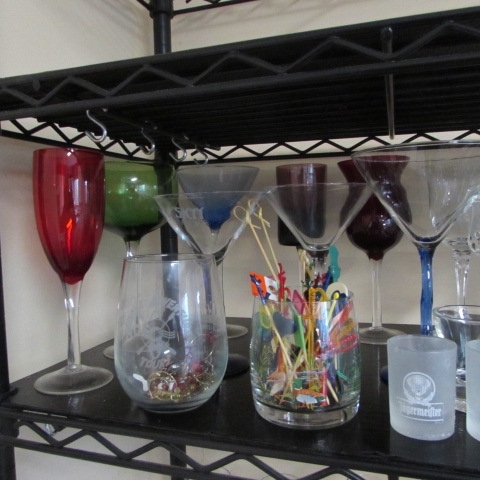 WIRE SHELVING UNIT WITH GLASSES, STEMWARE & MORE