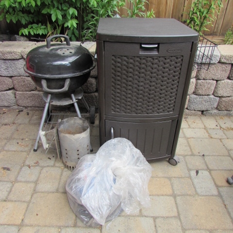 OUTDOOR PATIO ICE CHEST & WEBER GRILL