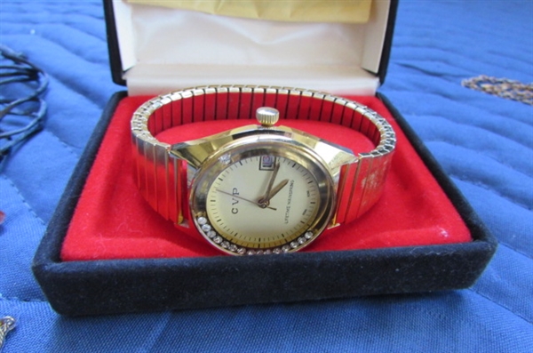 MENS CVP GOLD TONE WATCH WITH FLOATING RHINESTONES & 20+ NECKLACES