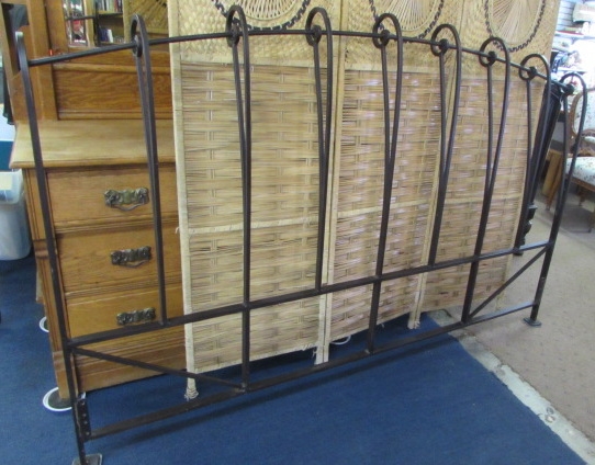 CALIFORNIA KING - WROUGHT IRON BED FRAME