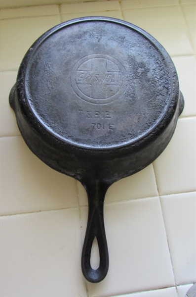 GRISWOLD CAST IRON FRYER, G.F. FILLEY FOOTED BEAN POT & HEAVY DUTY CLEAVER