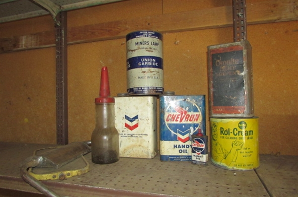 VINTAGE COLLECTIBLE PETROLEUM CONTAINERS