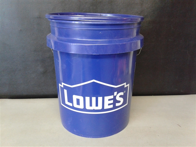 Lot Detail 5 Gallon Lowes Bucket With Lid