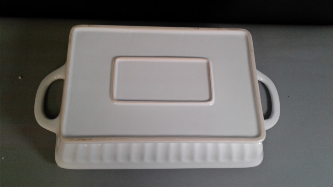 White Casserole Dish With Lid