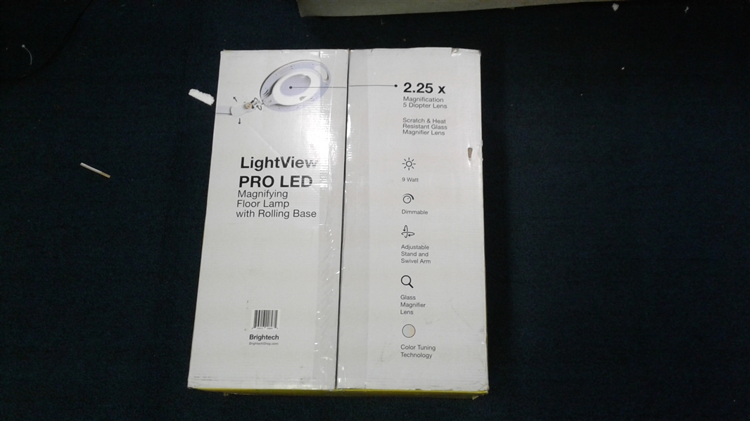 LightView PRO LED Magnifying Floor Lamp w/Rolling Base