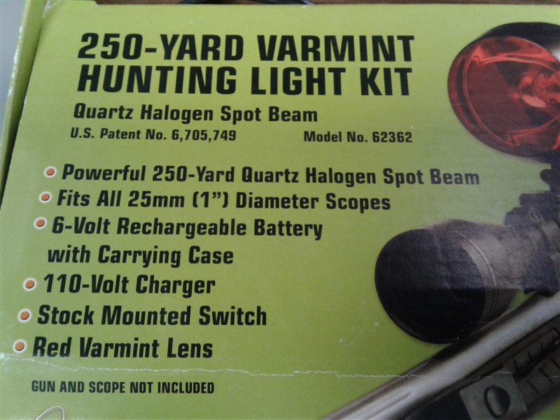 Primos 250-Yard Varmint Hunting Light Kit