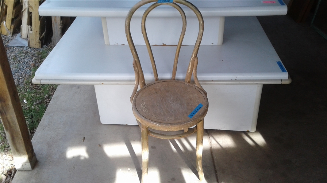 Simple Vintage Wooden Chair DIY Project