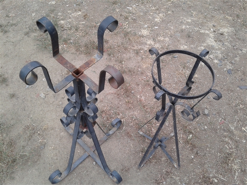 Black Wrought Iron Outdoor Decor Plant Stands