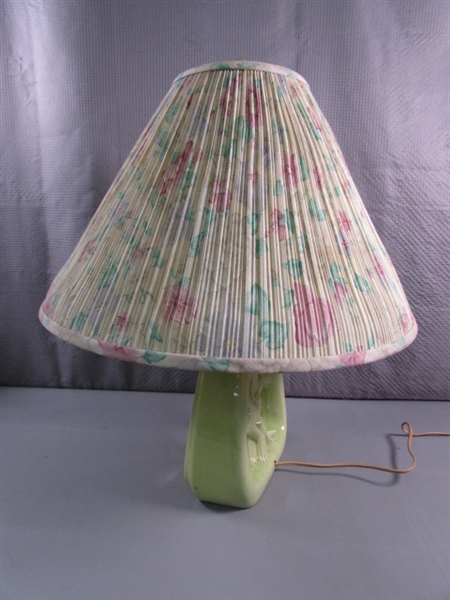 MID CENTURY TREE CERAMIC LAMP W/FLORAL SHADE