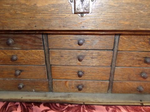 ANTIQUE OAK MULTi DRAWER TOOL BOX WITH TOOLS