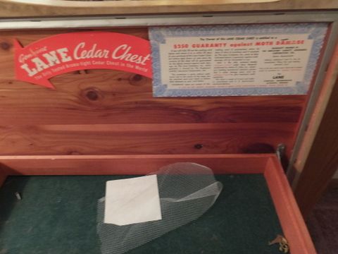 BEAUTIFUL 1950'S LANE CEDAR CHEST WITH ORIGINAL PAPERWORK