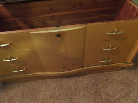 BEAUTIFUL 1950'S LANE CEDAR CHEST WITH ORIGINAL PAPERWORK