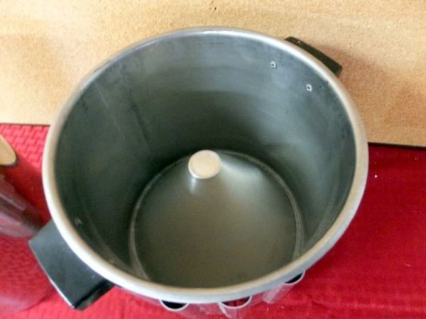 STAINLESS STOVETOP WATER DISTILLER