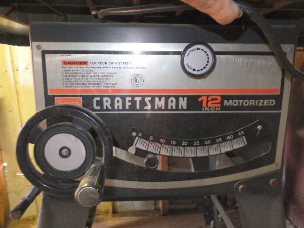 CRAFTSMAN 12 TABLE SAW WITH FENCE, & GUIDE  (ALTURAS PICK UP ONLY)