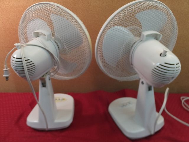 Lot Detail Two Windmere 12 Fans And A Heater