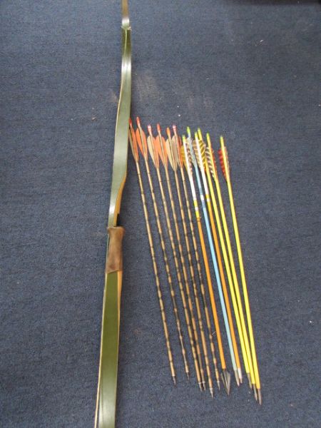 CUSTOM MADE MAPLE RECURVE BOW WITH ARROWS