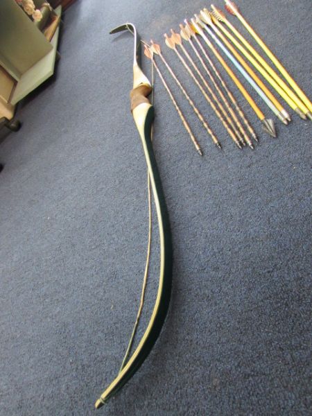 CUSTOM MADE MAPLE RECURVE BOW WITH ARROWS