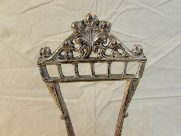 ANTIQUE SILVERPLATE VICTORIAN CASTOR/CRUET SET