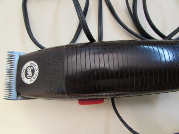 OSTER ELECTRIC DOG CLIPPERS - VINTAGE